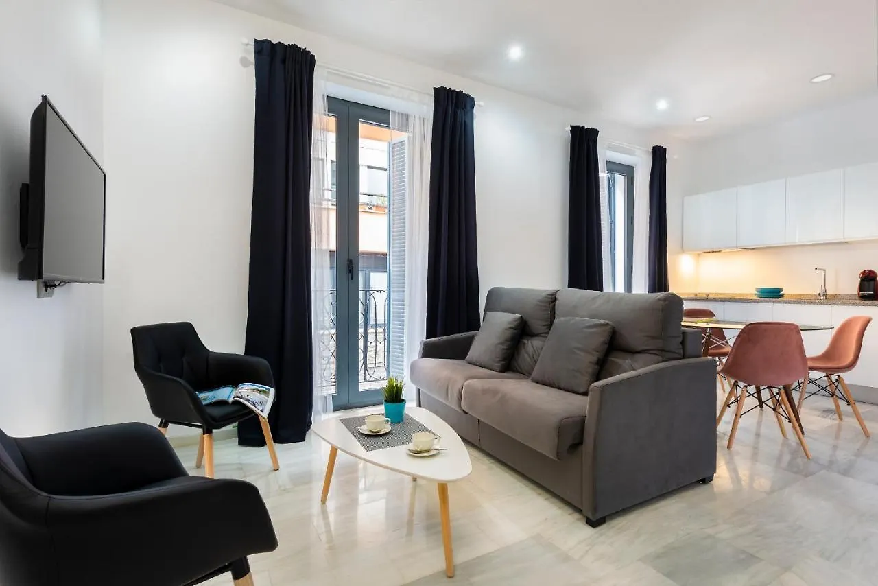 Apartamentos Adriano Sevilla
